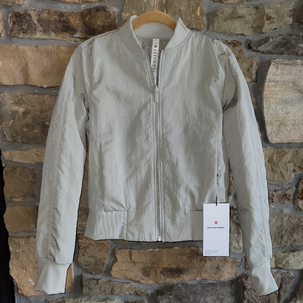 NWT Lululemon Nonstop Bomber 4 Reversible Raw Linen Puffer